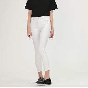 High Rise True Skinny Jeans